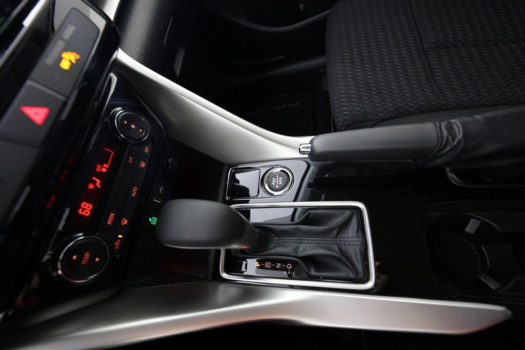 2025 Mitsubishi Eclipse Cross ES - Photo 27