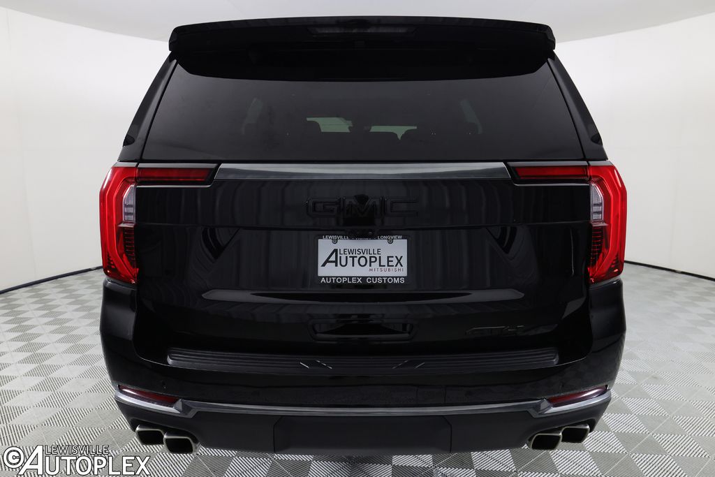 2025 GMC Yukon AT4 - Photo 6