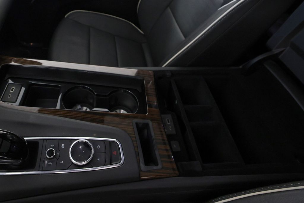 2022 Cadillac Escalade Premium Luxury - Photo 39