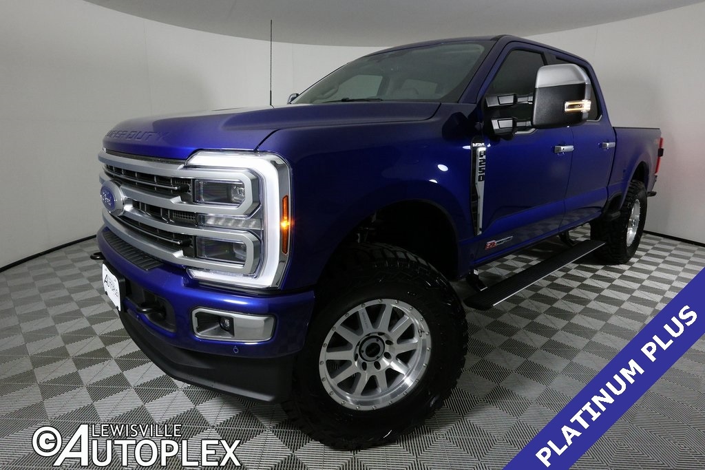 2026 Ford F-250 Super Duty Platinum's photo