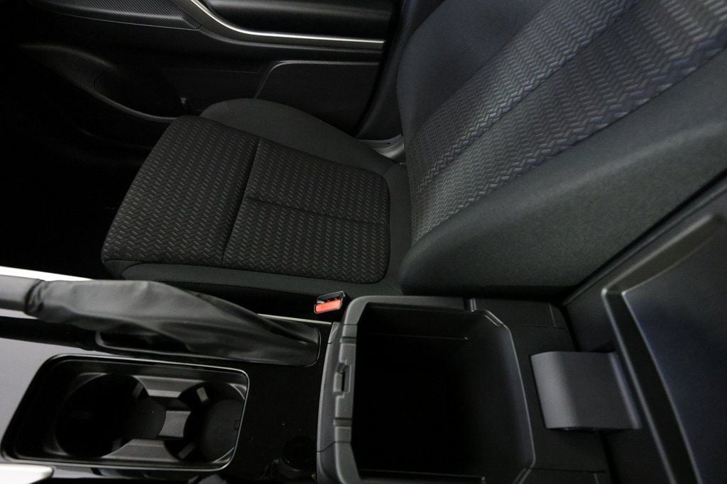2025 Mitsubishi Eclipse Cross ES - Photo 29
