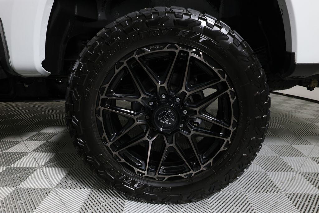 2025 Ford F-250 Super Duty Platinum - Photo 47