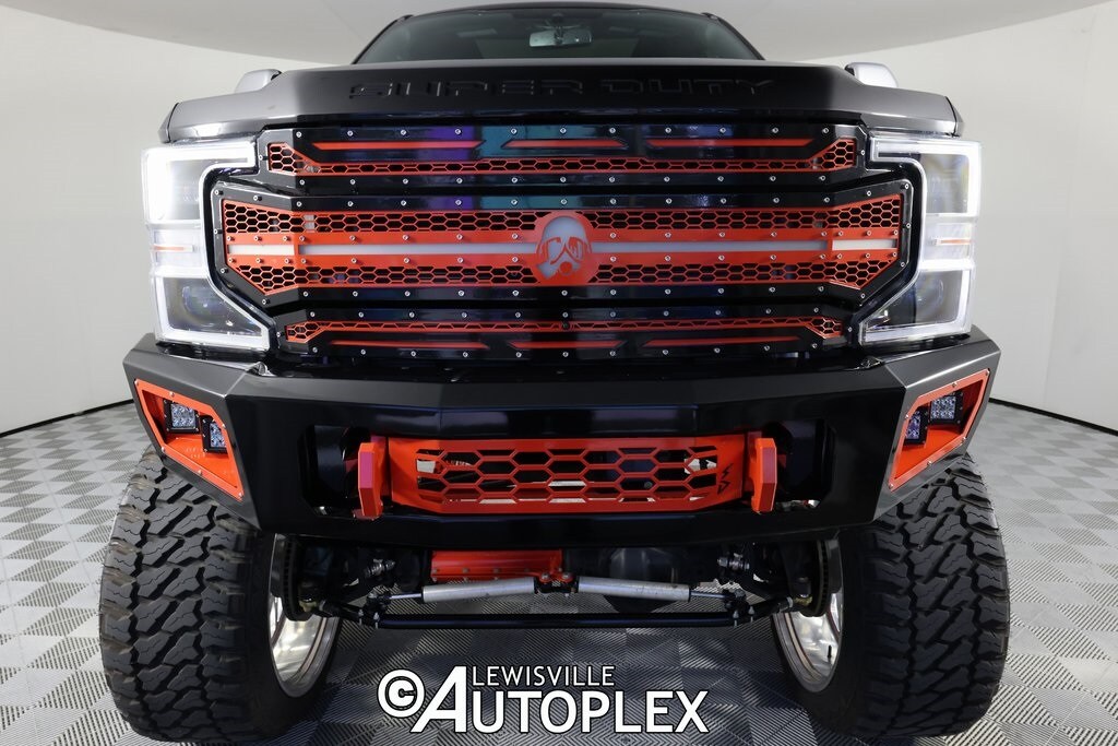 2022 Ford F-250 Platinum photo 2