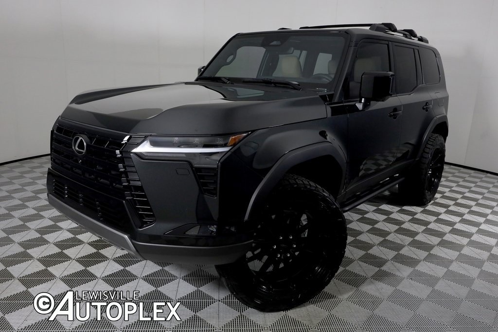 2024 Lexus GX Overtrail's photo