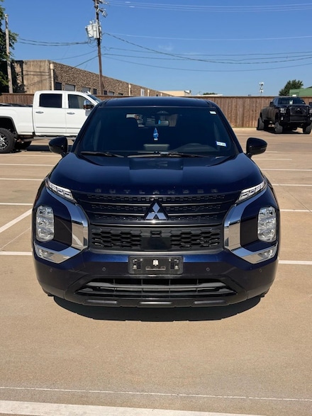 2022 Mitsubishi Outlander SUV Black Edition