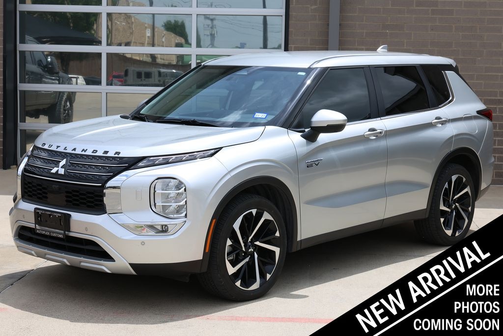 Used 2025 Mitsubishi Outlander PHEV SE SUV