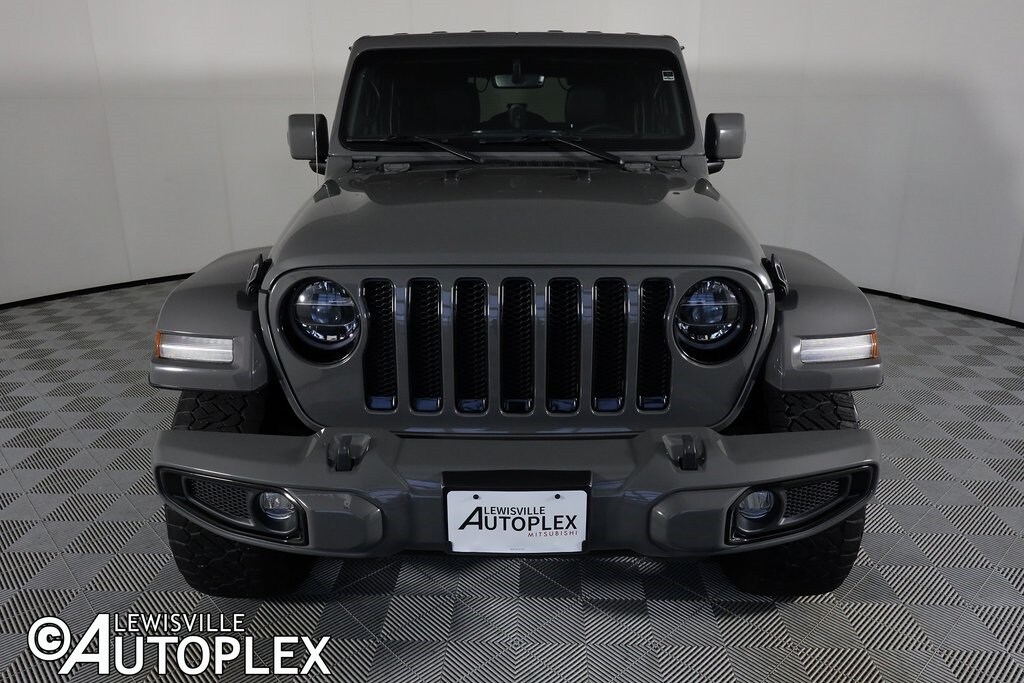 2022 Jeep Wrangler Unlimited Sahara High Altitude photo 2