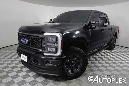 2024 Ford F-250 Truck Crew Cab Lariat