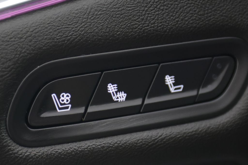 2024 Cadillac Escalade ESV Premium Luxury - Photo 19