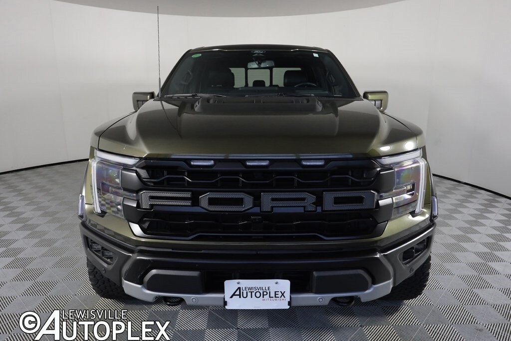 2024 Ford F-150 Raptor photo 2