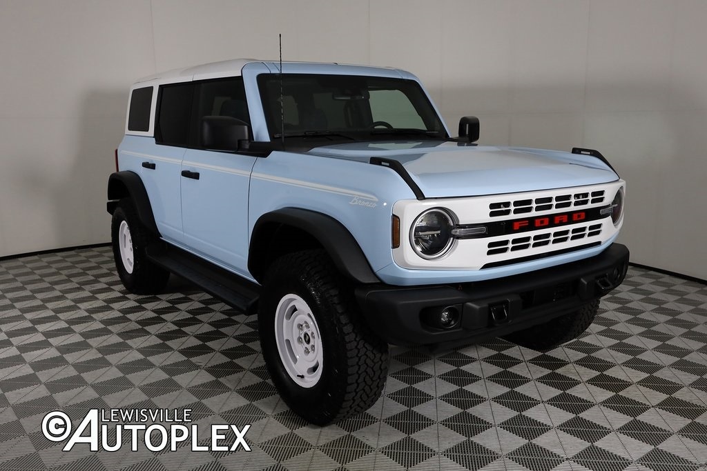 2025 Ford Bronco Heritage First Edition photo 3