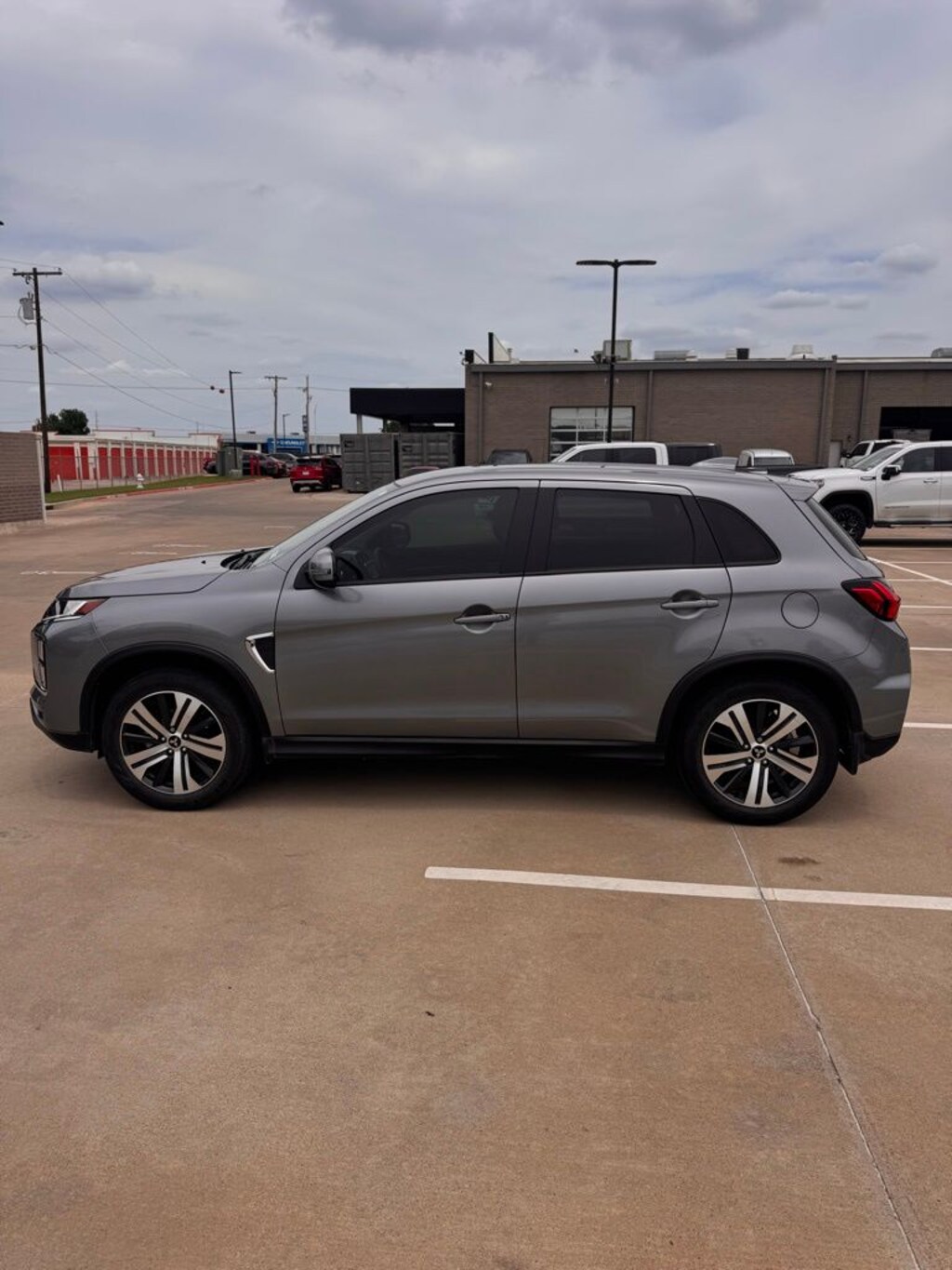 Used 2023 Mitsubishi Outlander Sport 2.0 SE SUV