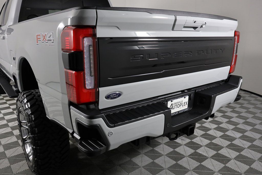 2025 Ford F-250 Super Duty Platinum - Photo 55