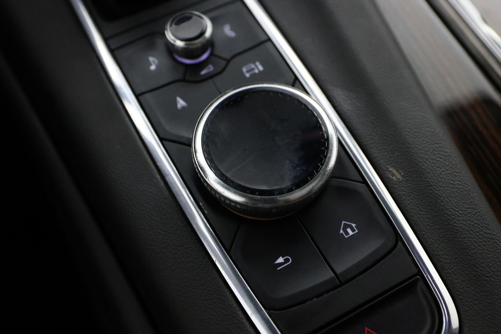 2022 Cadillac Escalade Premium Luxury - Photo 26