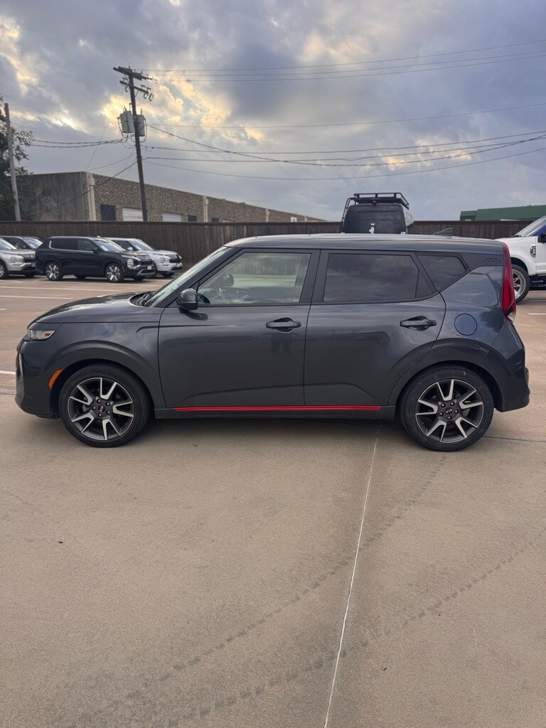 2021 Kia Soul GT-Line photo 3