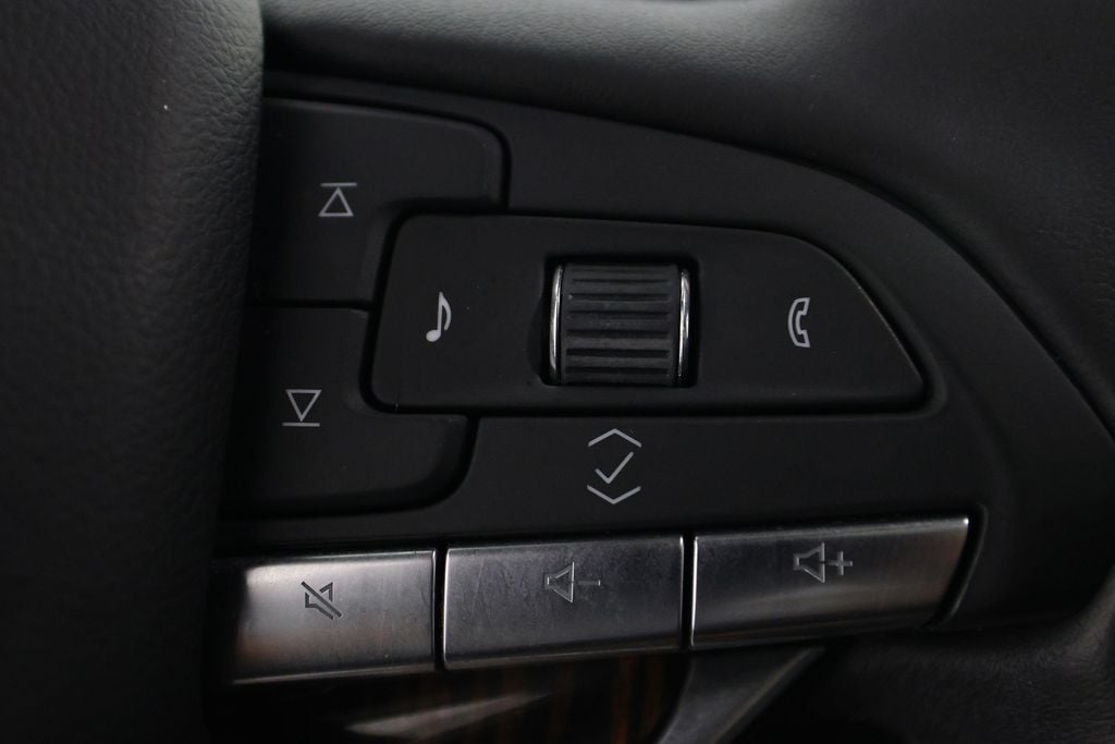 2022 Cadillac Escalade Premium Luxury - Photo 24