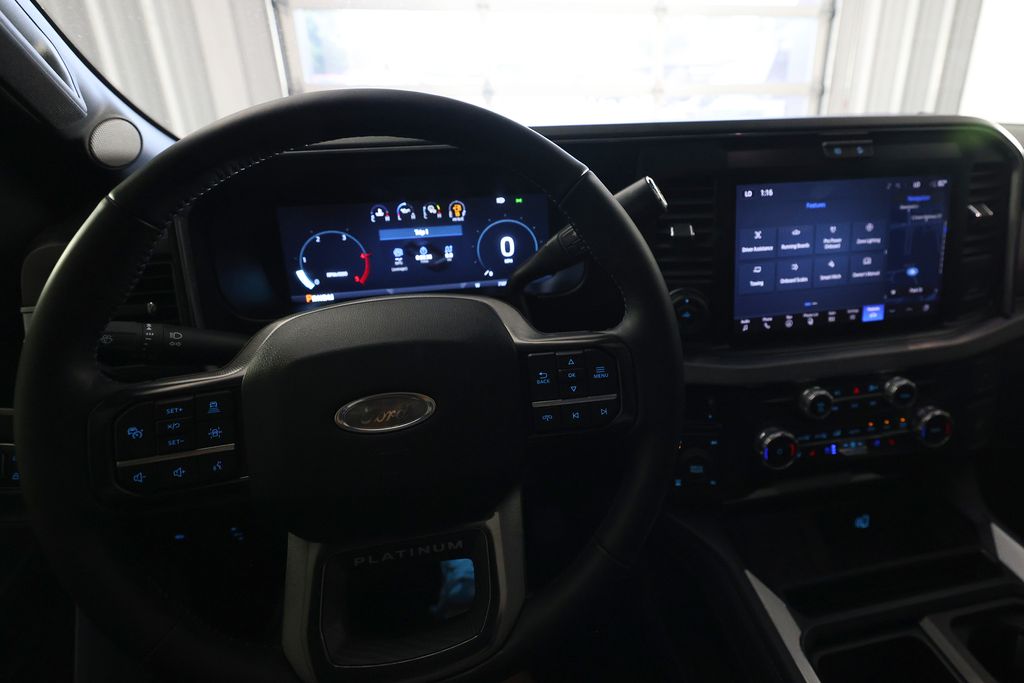 2025 Ford F-250 Super Duty Platinum - Photo 19