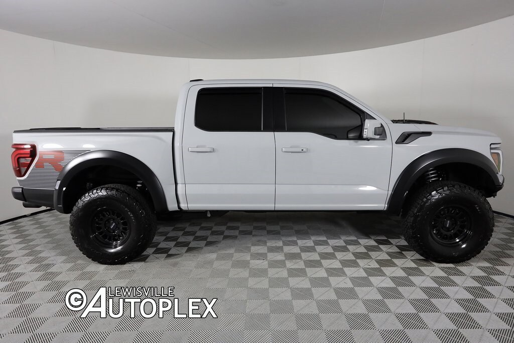 2024 Ford F-150 Raptor photo 4