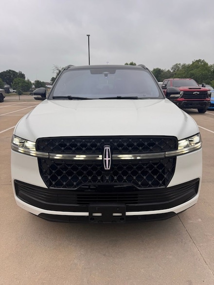 2025 Lincoln Navigator SUV Black Label