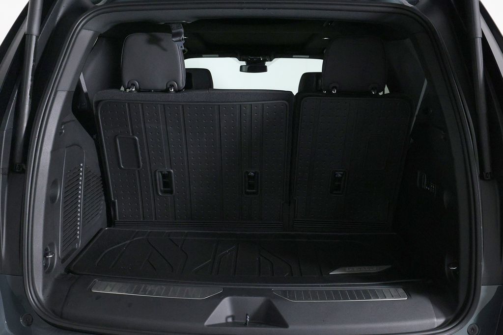 2026 Chevrolet Tahoe Z71 - Photo 13