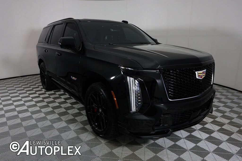 2025 Cadillac Escalade V-Series photo 3