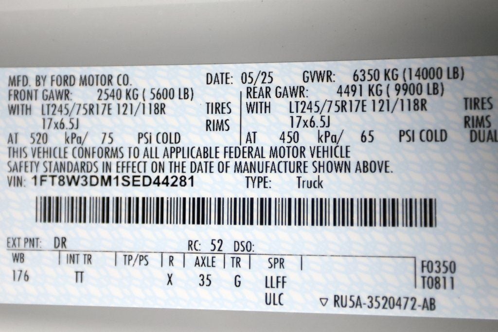 2025 Ford F-350 Super Duty Platinum - Photo 60