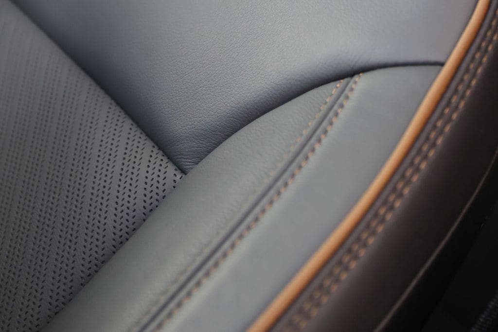2025 GMC Yukon AT4 - Photo 40