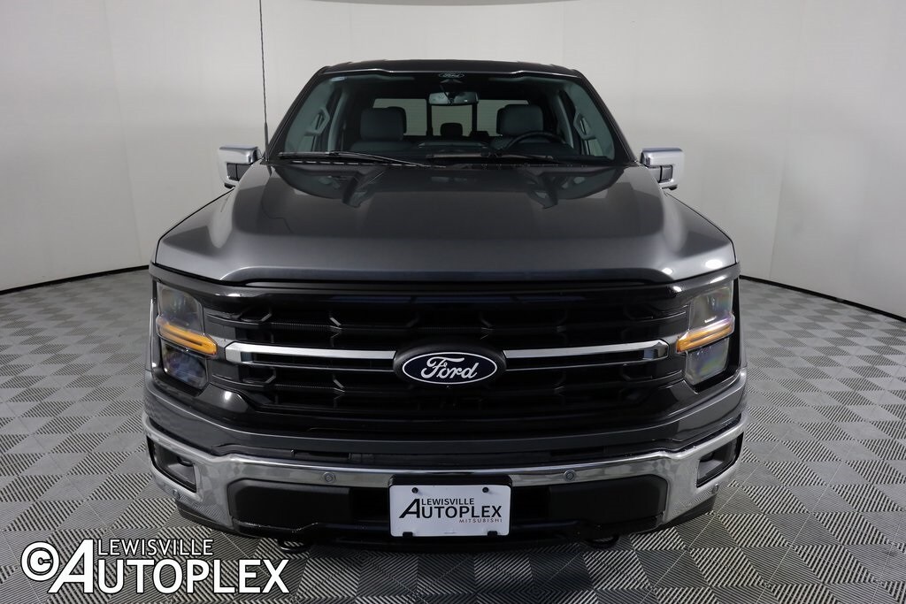 2024 Ford F-150 XLT photo 2