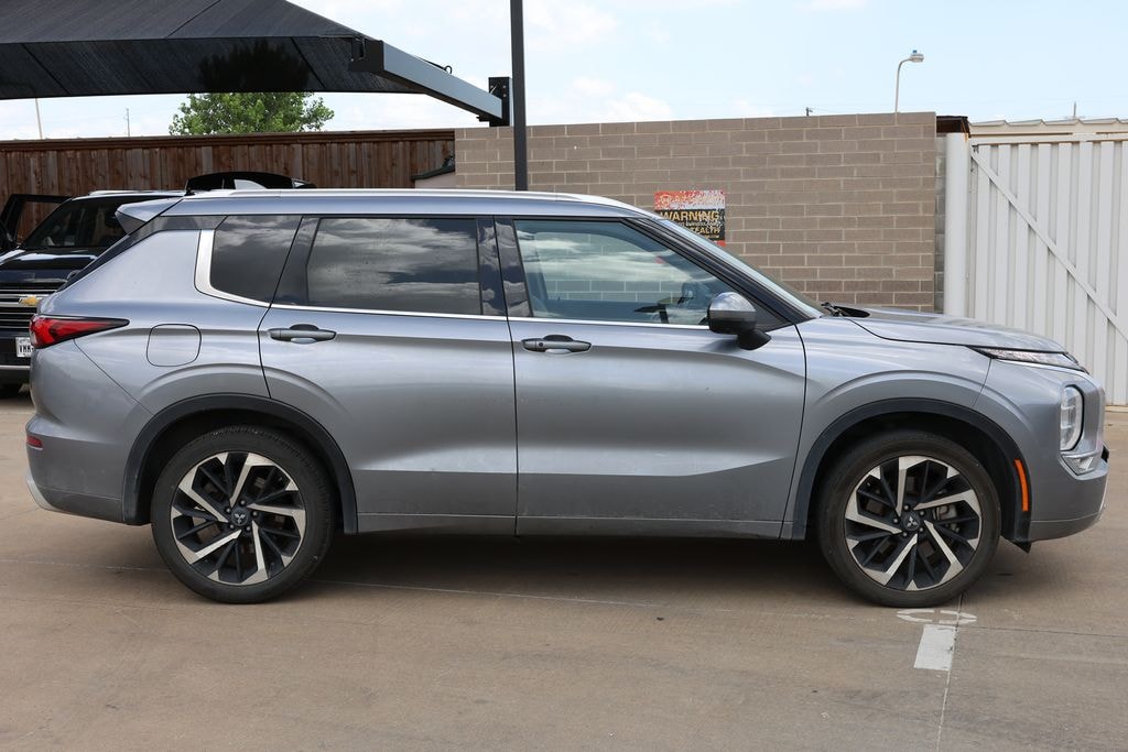 Used 2022 Mitsubishi Outlander SEL SUV