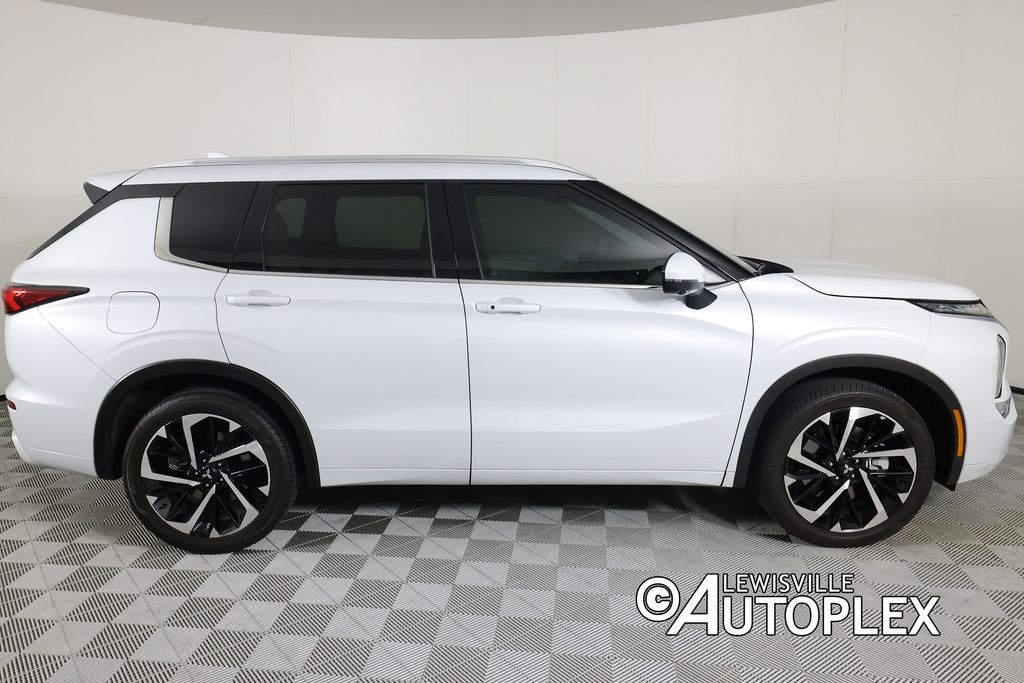 Used 2024 Mitsubishi Outlander SEL SUV