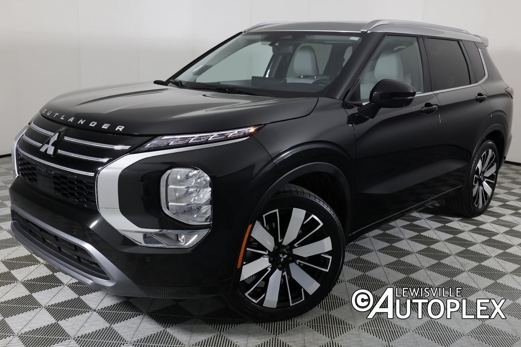 Used 2025 Mitsubishi Outlander Platinum Edition SUV