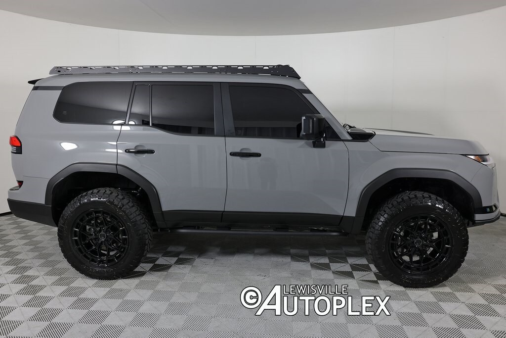 2025 Lexus GX 550 Overtrail photo 4