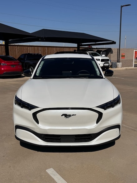 2025 Ford Mustang Mach-E SUV Premium