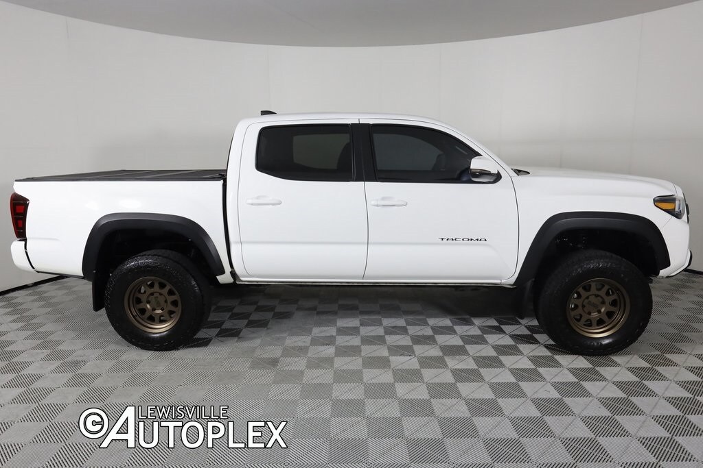 2023 Toyota Tacoma SR5 photo 4