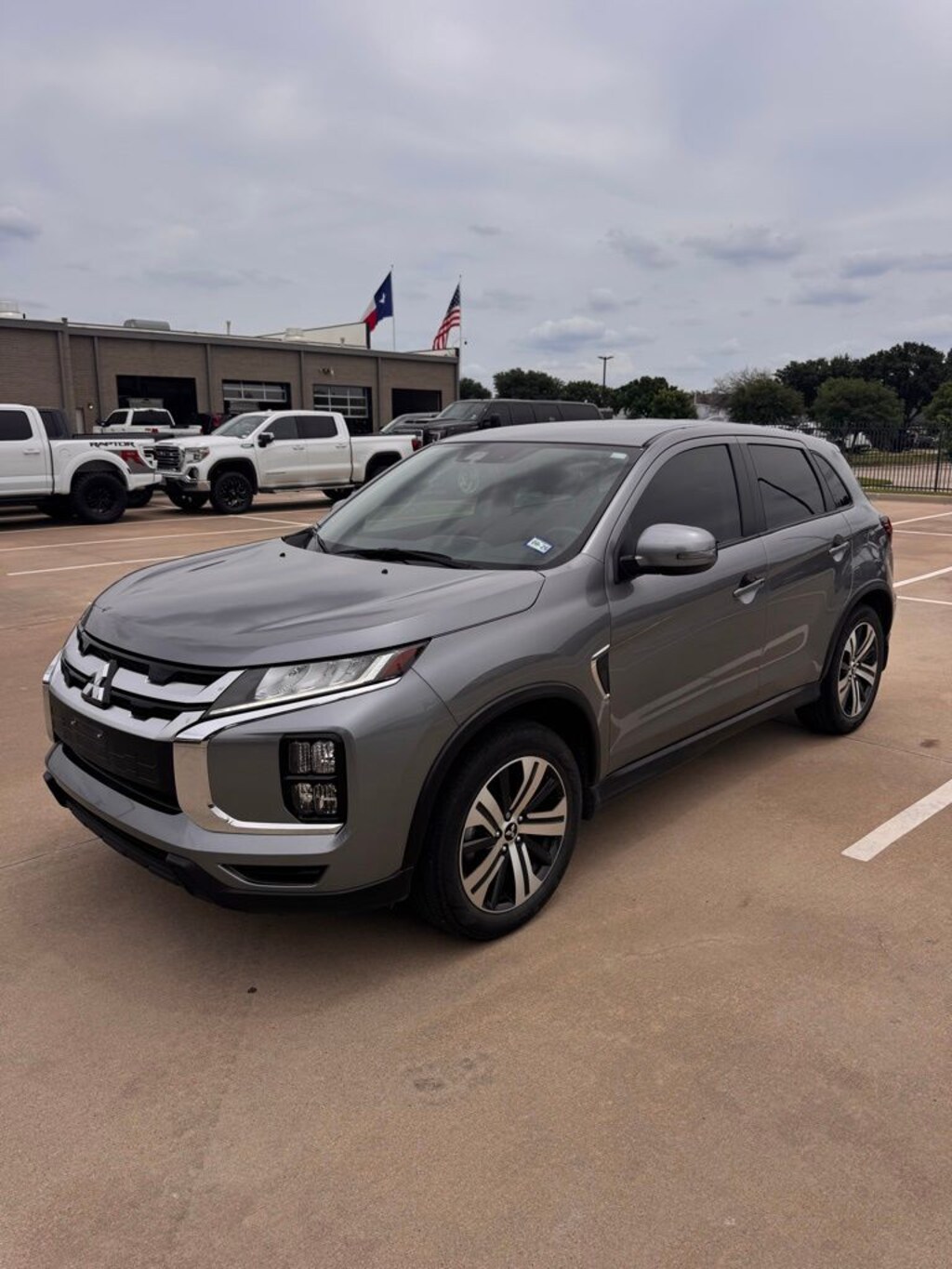 Used 2023 Mitsubishi Outlander Sport 2.0 SE SUV