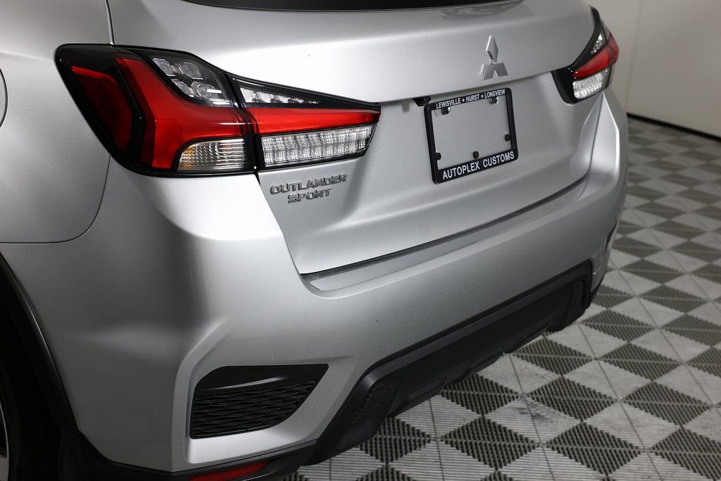 2025 Mitsubishi Outlander Sport ES - Photo 36