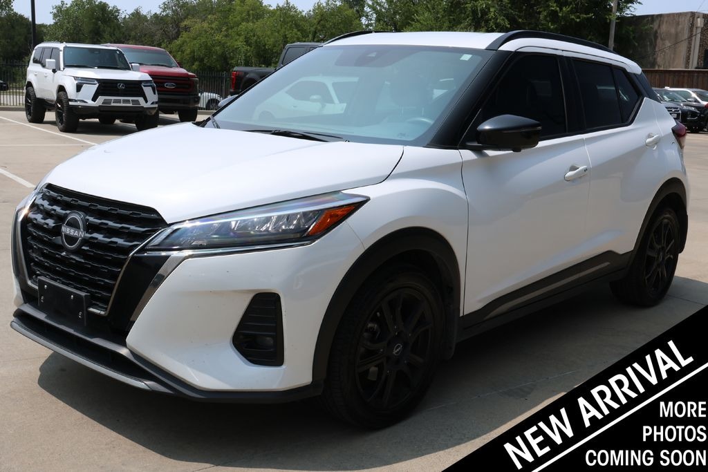Used 2023 Nissan Kicks SR SUV