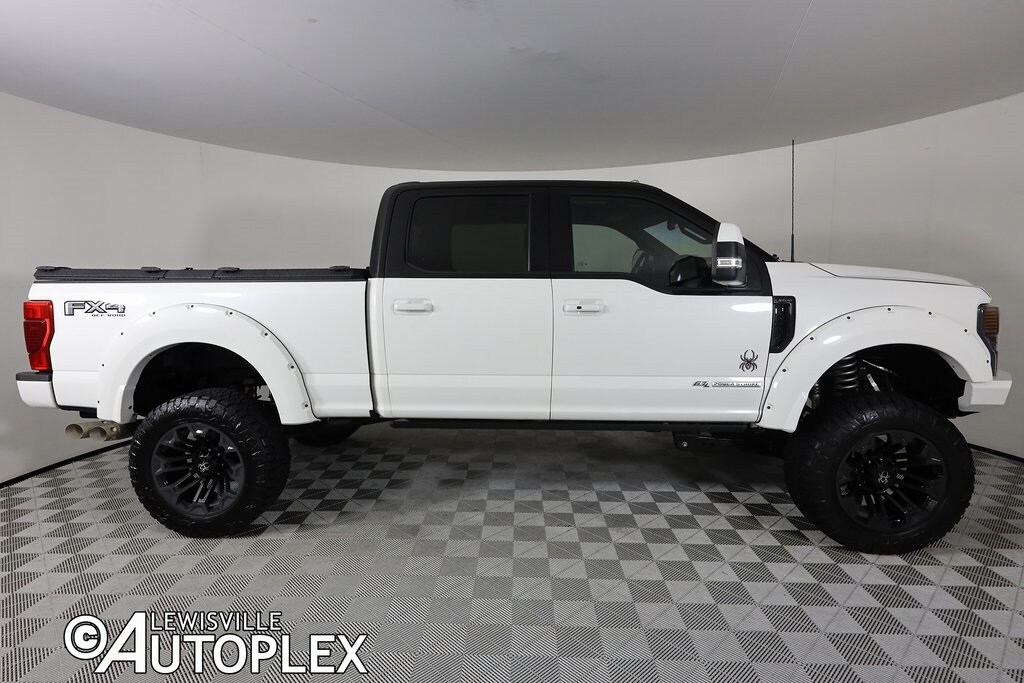 2022 Ford F-250 Lariat photo 4