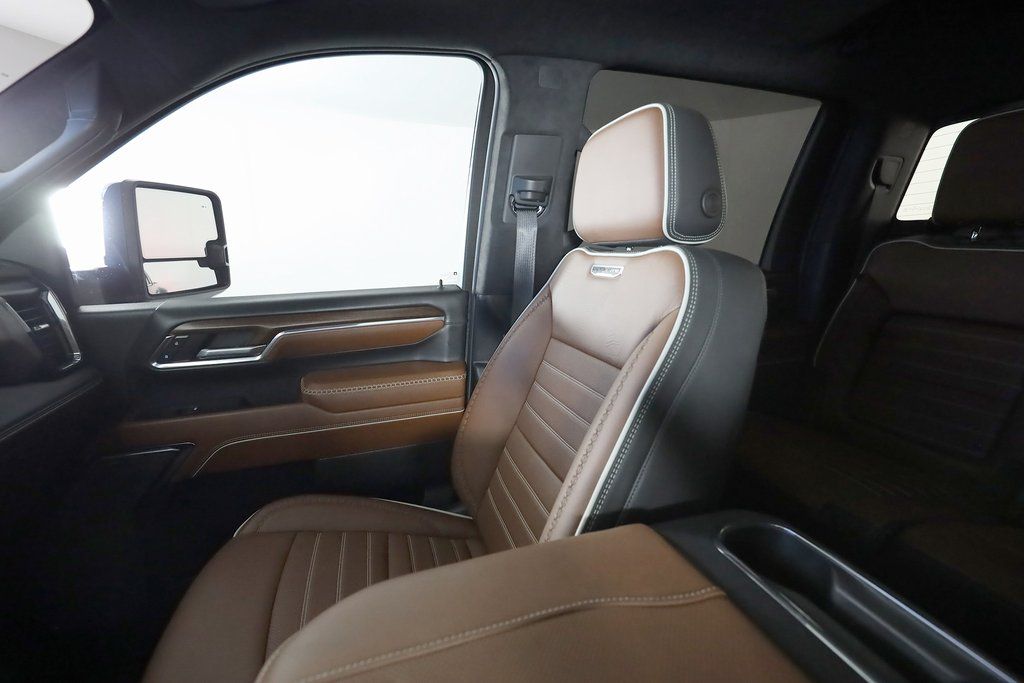2024 GMC Sierra 3500HD Denali Ultimate - Photo 43
