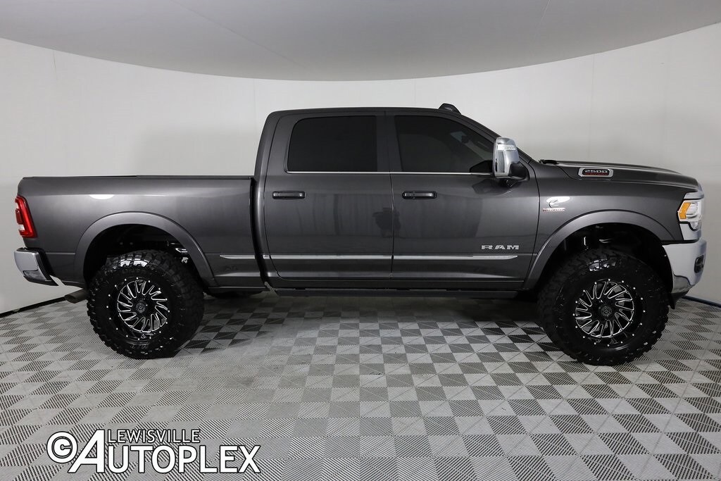 2024 Ram 2500 Limited photo 4