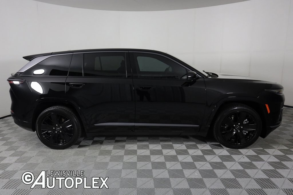 2024 Jeep Wagoneer S Launch Edition photo 4