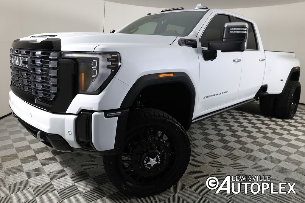 2026 GMC Sierra 4WD Crew Cab LB DRW Denali Ultimate's photo