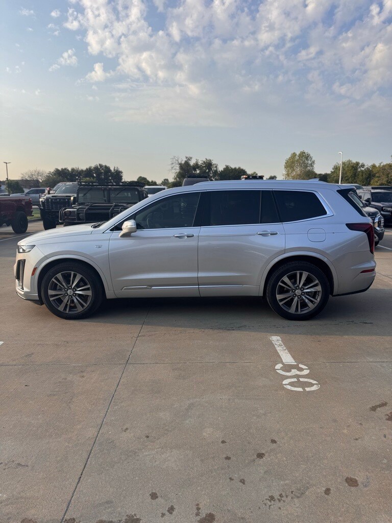 2020 Cadillac XT6 Premium Luxury photo 3