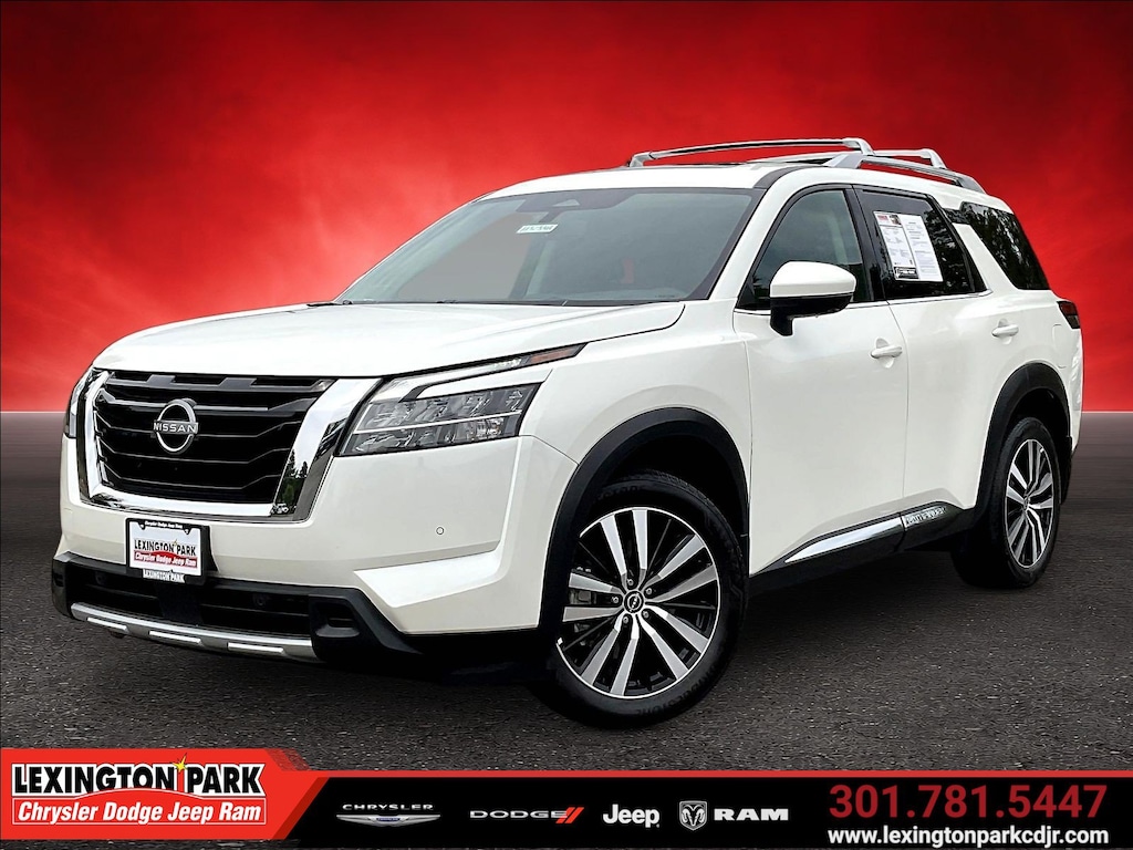 Used 2024 Nissan Pathfinder Platinum Platinum 4WD