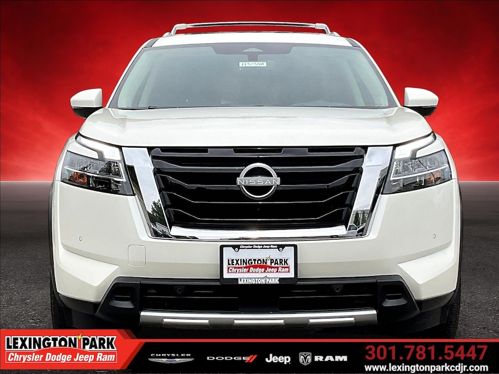 Used 2024 Nissan Pathfinder Platinum Platinum 4WD