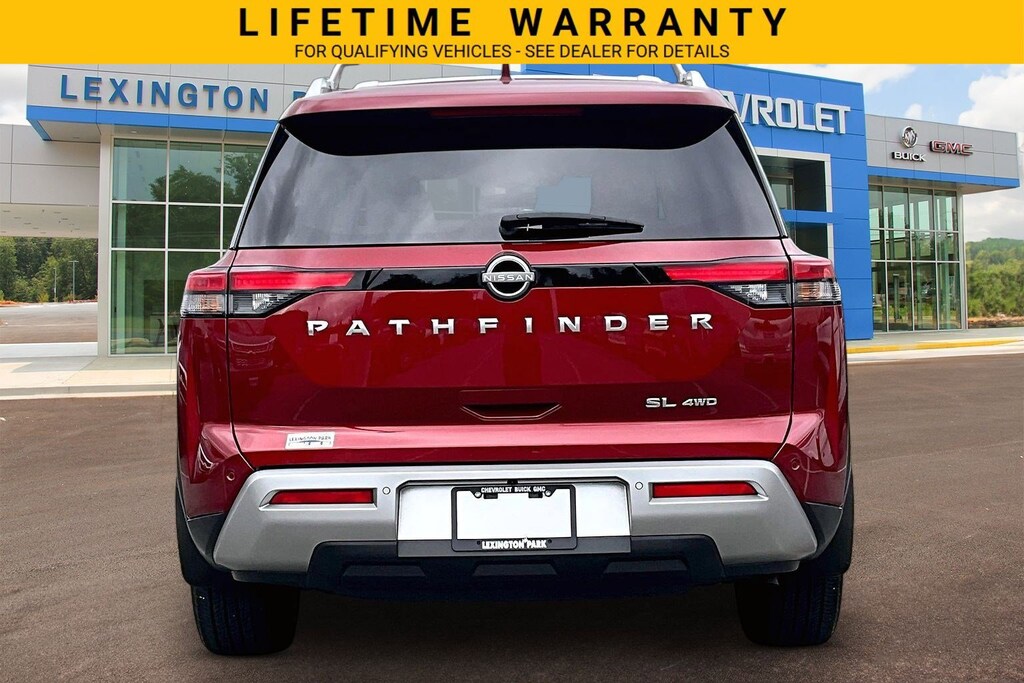 Used 2024 Nissan Pathfinder SL SL 4WD