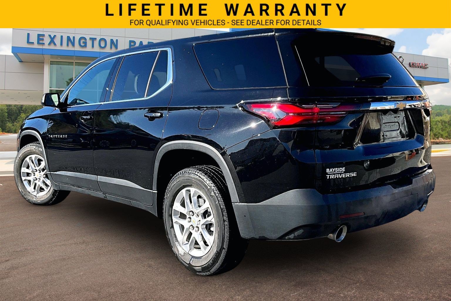 Used 2022 Chevrolet Traverse LS FWD LS w/1LS