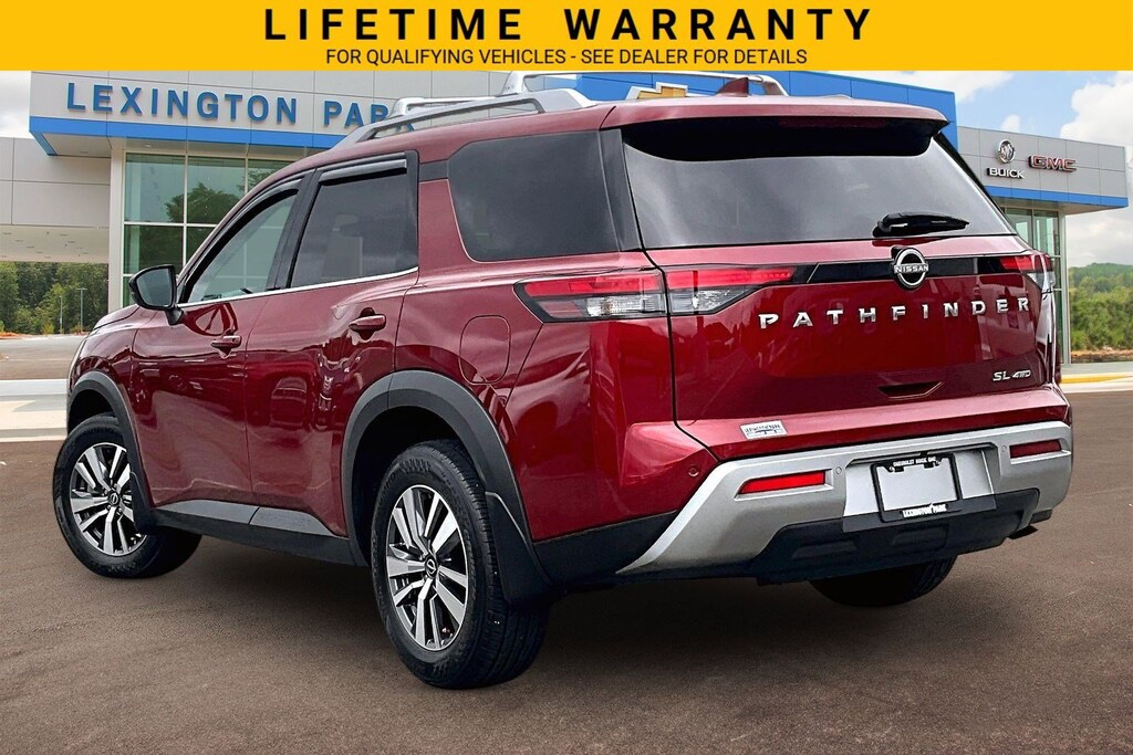 Used 2024 Nissan Pathfinder SL SL 4WD