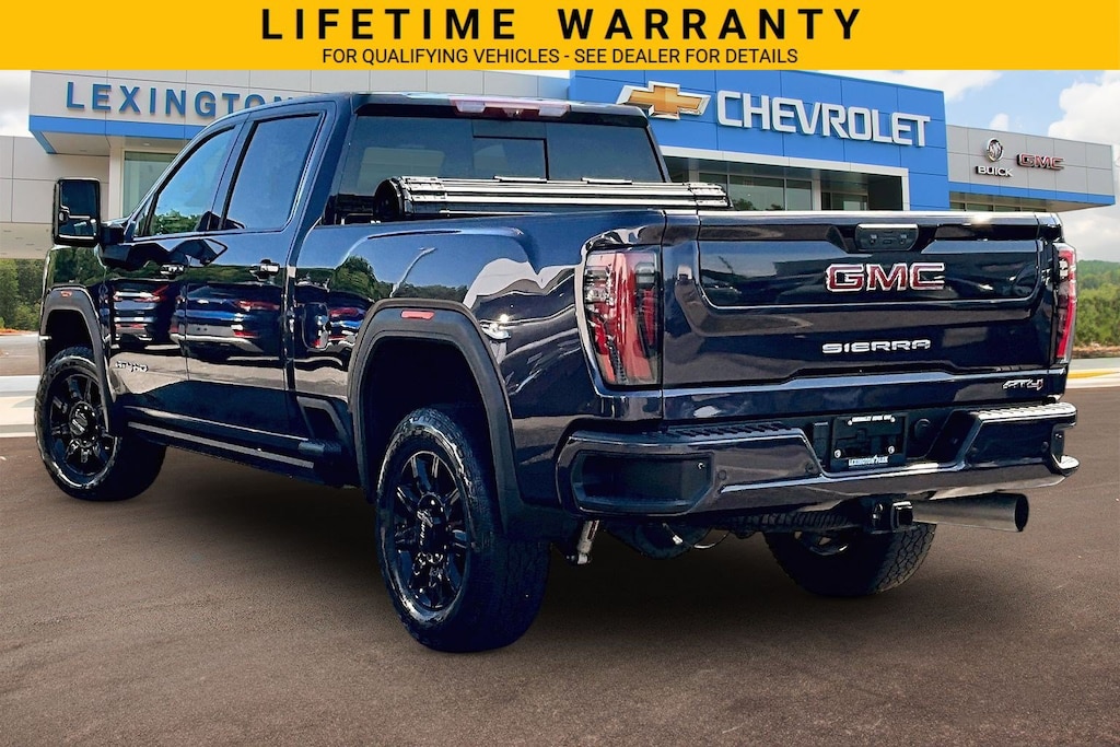 Used 2024 GMC Sierra 2500HD AT4 4WD Crew Cab 159 AT4