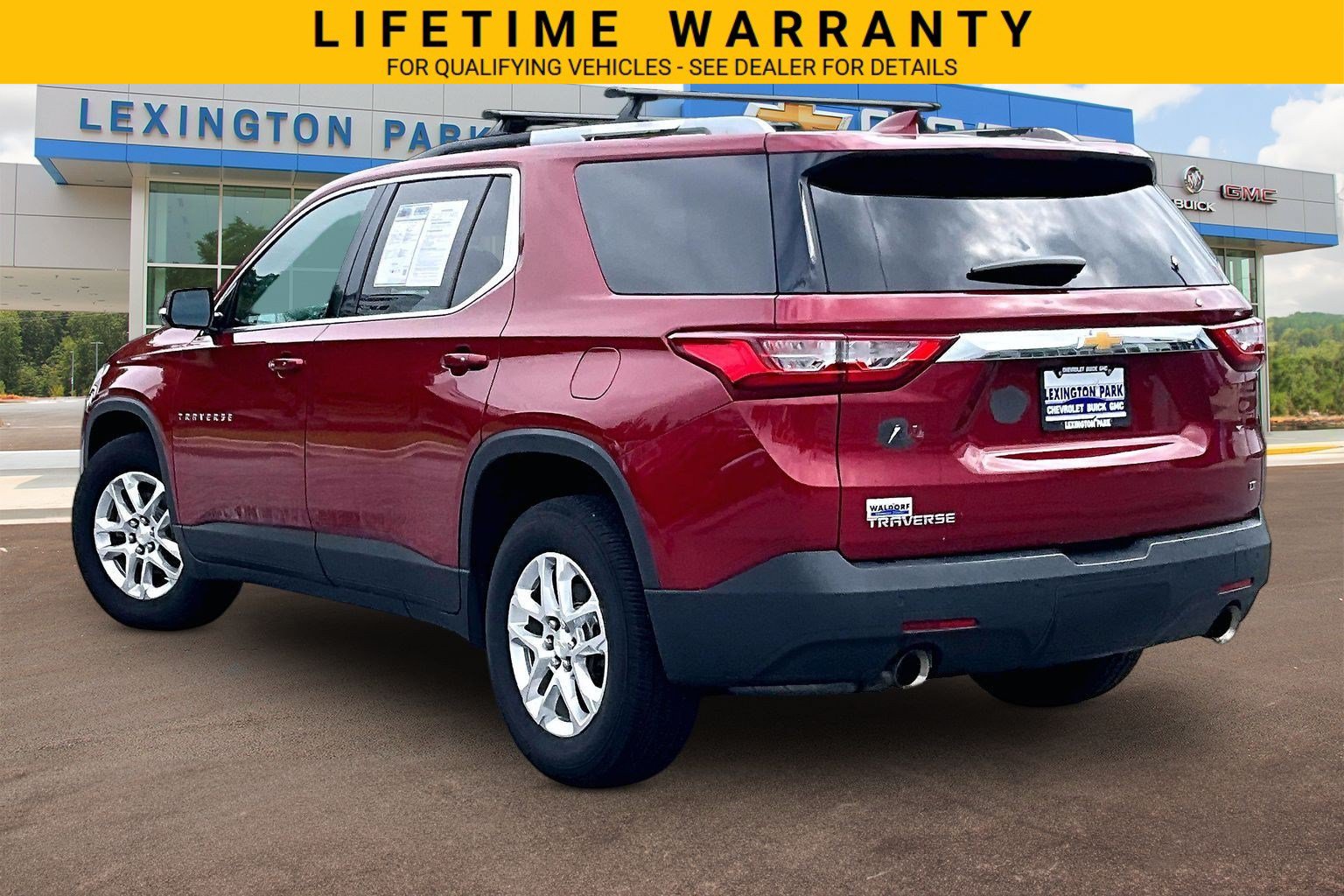 Used 2018 Chevrolet Traverse 1LT with VIN 1GNERGKW2JJ266371 for sale in Wichita, KS
